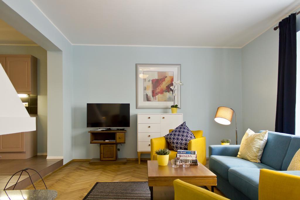 Tallinn City Apartments - Town Hall Square الغرفة الصورة